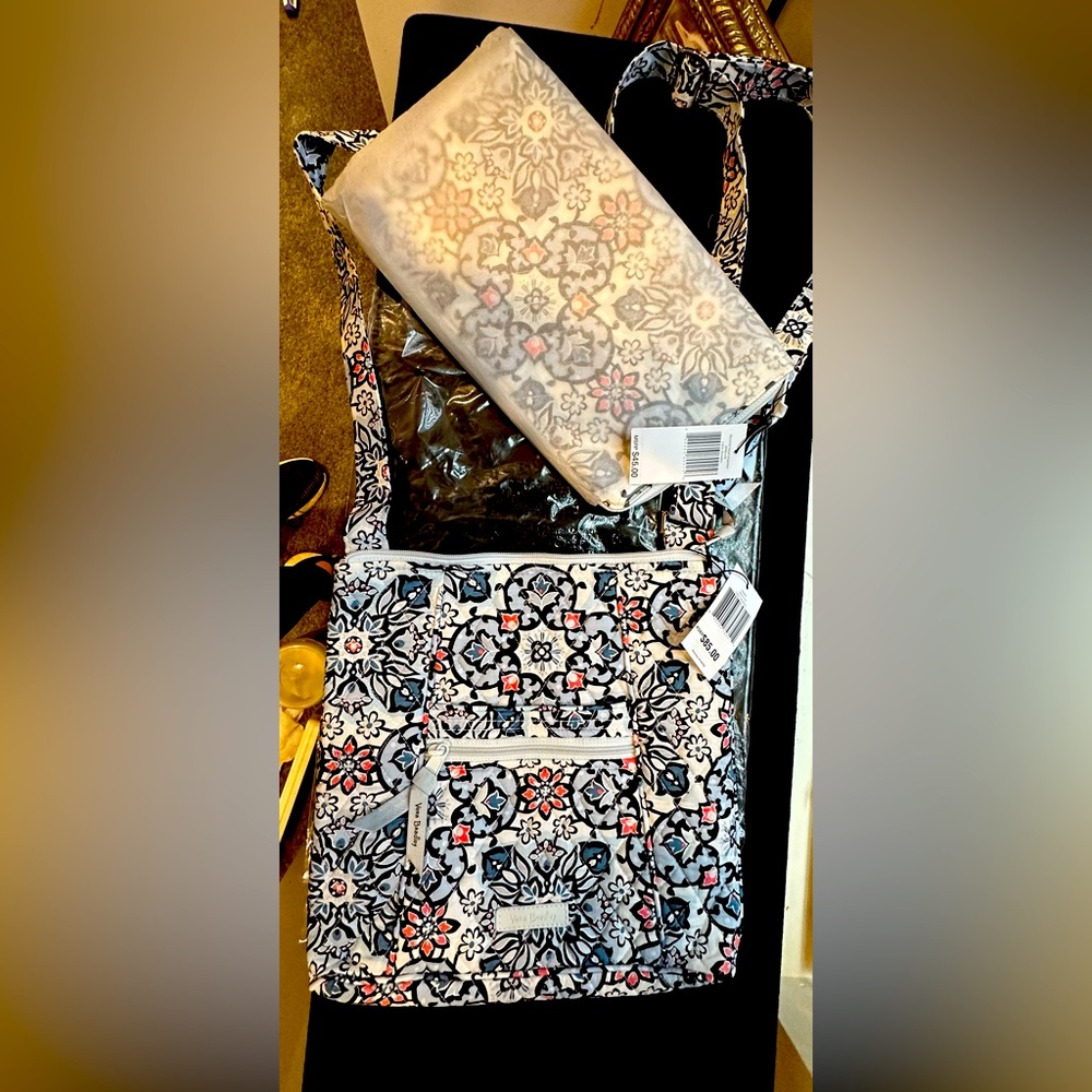 NWT Vera Bradley Hipster and travel organizer